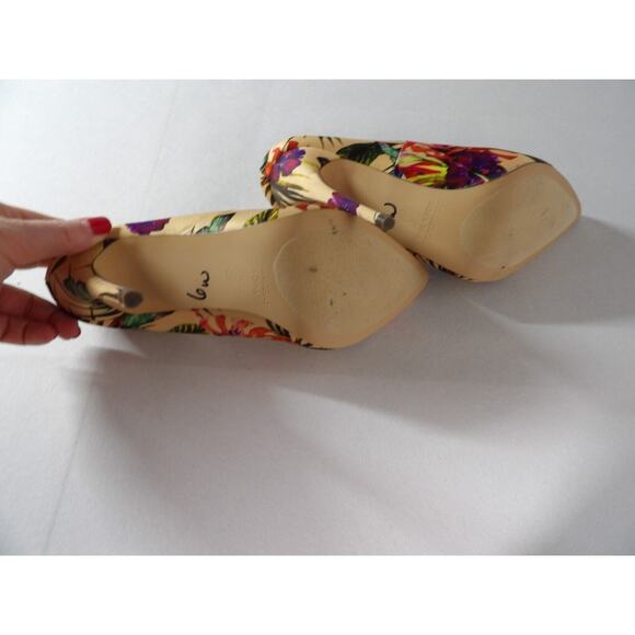 Liliana 6.5 Pump Stileeto Floral Beige Pointed Toe High Heels Colorful - Picture 12 of 13